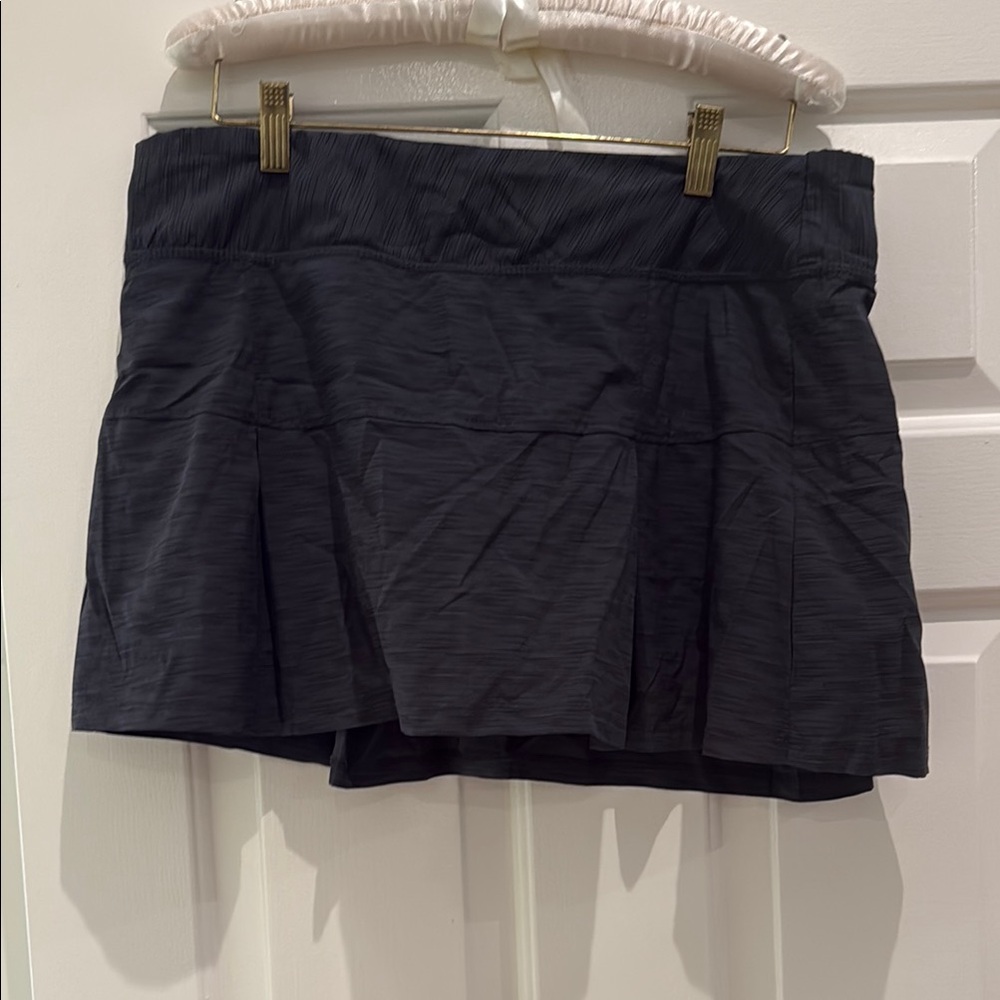 Stylish Black Skort